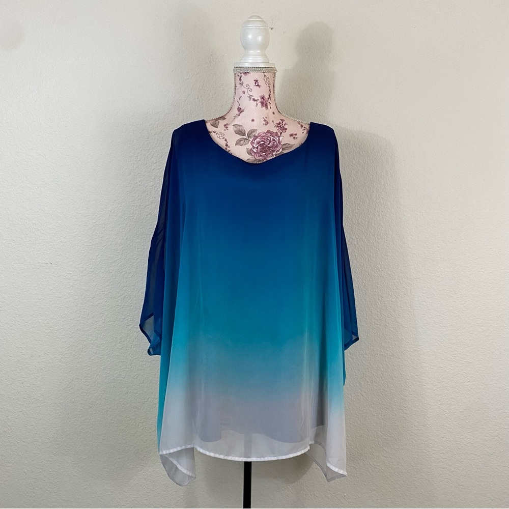 Lane Bryant sz:26/28 Ombré Blues to White Poncho Blouse Relaxed Fit Top